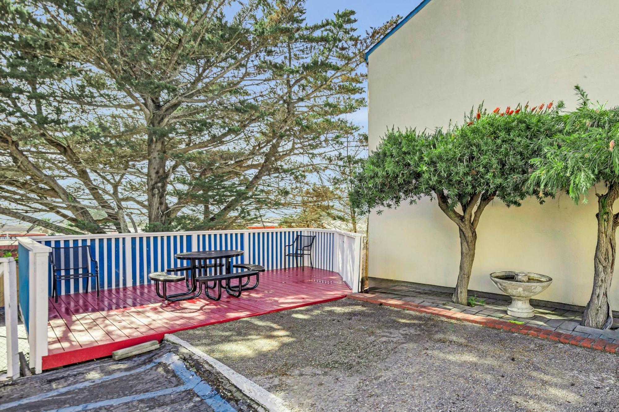 Bay Breeze Inn Seaside Ngoại thất bức ảnh